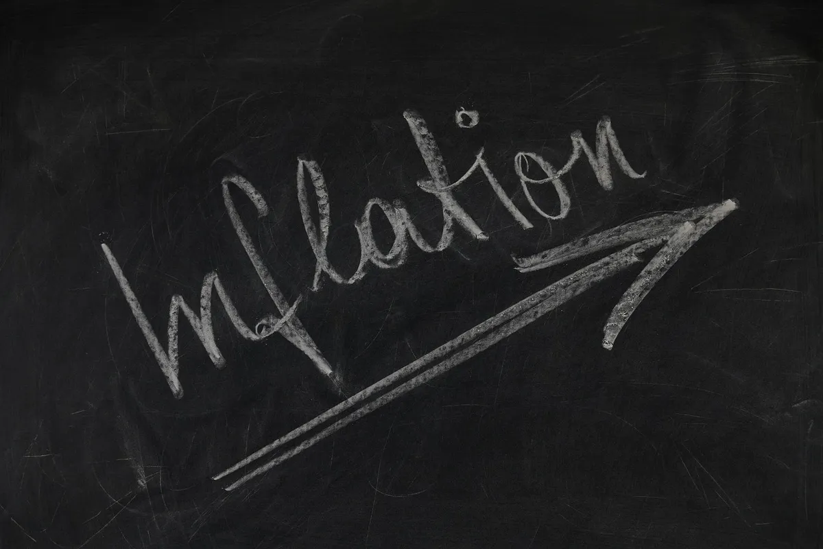 board, blackboard, business, inflation, money, financial world, finance, economy, recession, capital, economic crisis, loss, future, world economy, financial cr