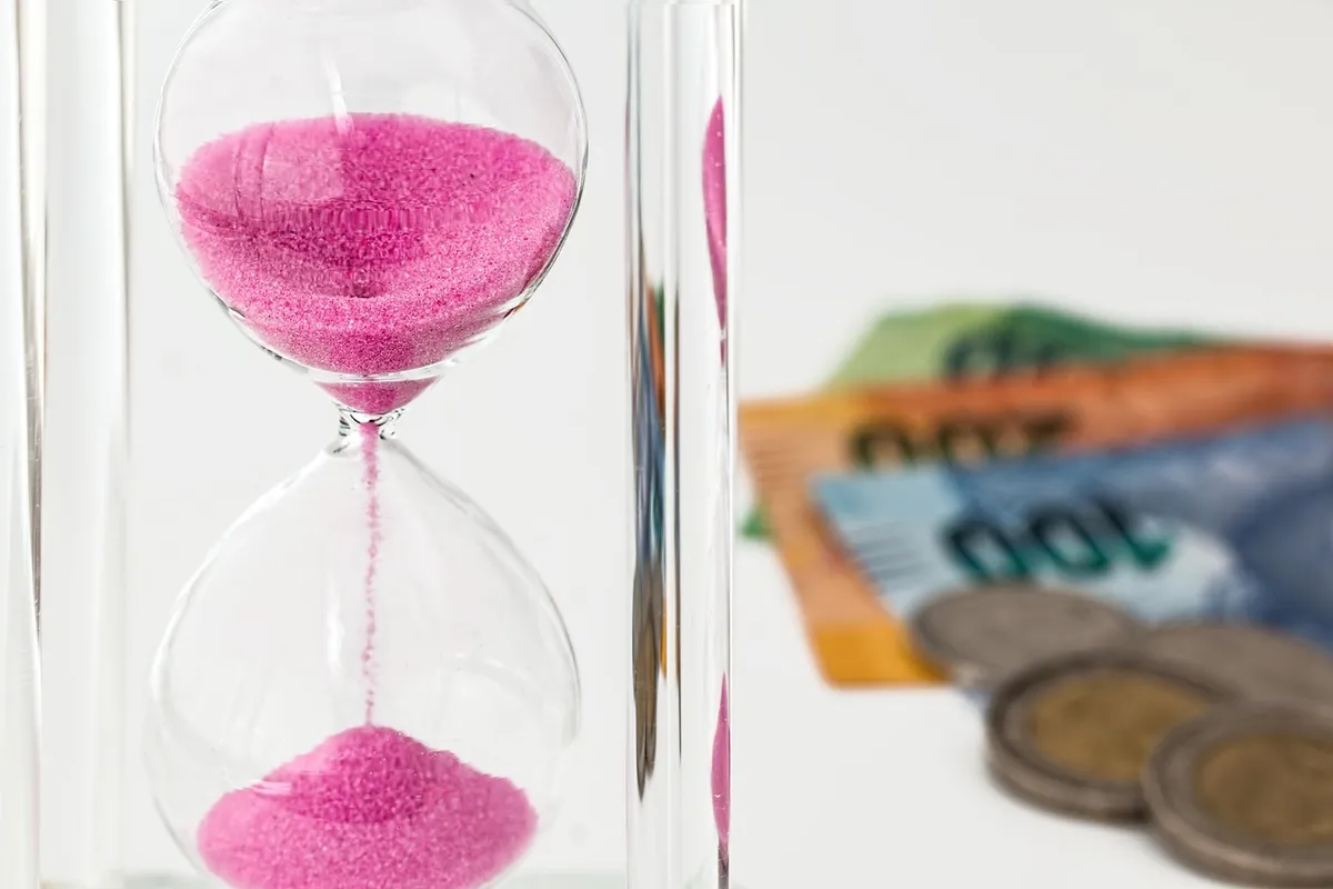 hourglass, money, time, investment, currency, finance, economic, risk, cash, business, economy, wealth, savings, investing, financing, banking, growth, profit,
