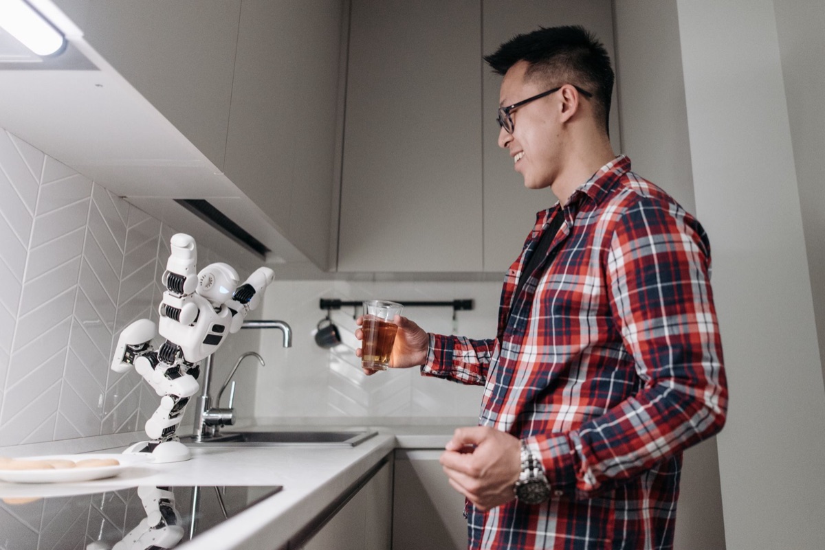 Robot in een keukentje